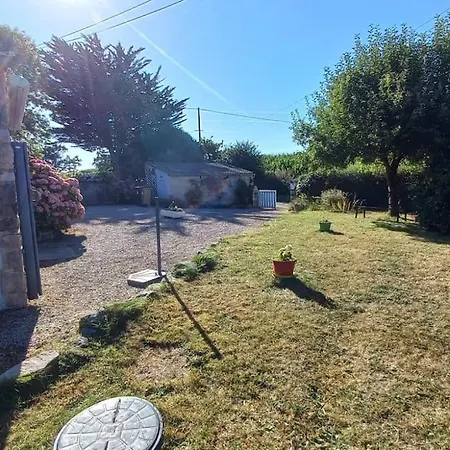 Maison En Pierre Holiday home *