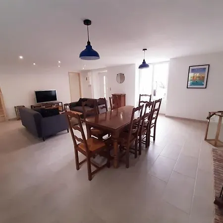 Maison En Pierre Holiday home *