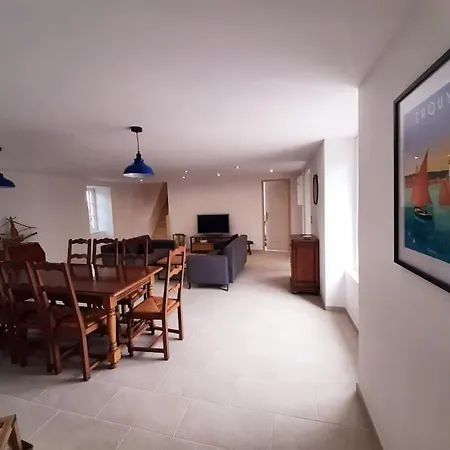 Maison En Pierre Holiday home Saint-Pabu (Cotes-d'Armor)