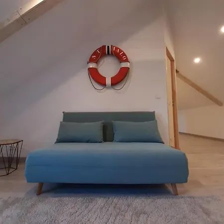 Holiday home Maison En Pierre Saint-Pabu (Cotes-d'Armor)