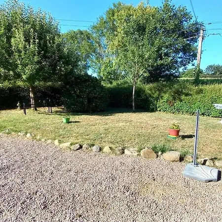 Maison En Pierre Holiday home Saint-Pabu (Cotes-d'Armor)