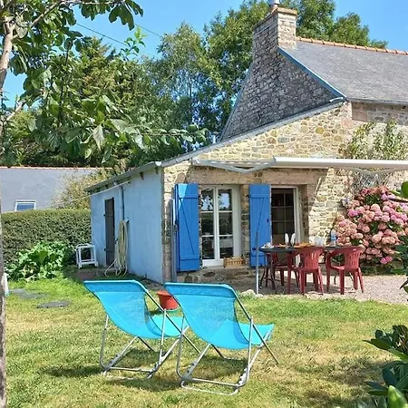 Maison En Pierre Holiday home