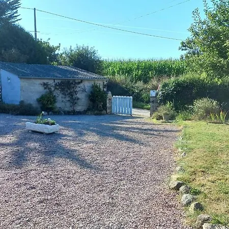 Maison En Pierre * Saint-Pabu (Cotes-d'Armor)
