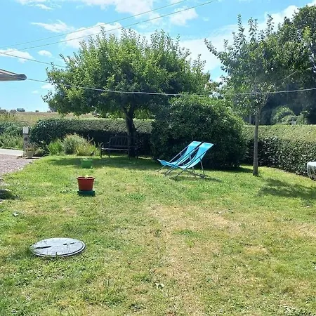 Maison En Pierre Holiday home Saint-Pabu (Cotes-d'Armor)