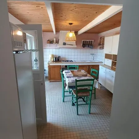 Maison En Pierre Holiday home Saint-Pabu (Cotes-d'Armor)